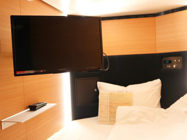 MAX CABIN